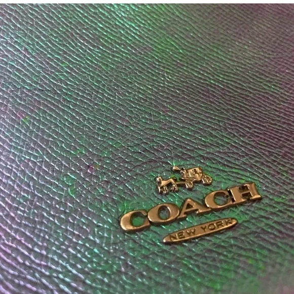 Rare Coach Holo Oil Slick Crossbody - Picture 8 of 12